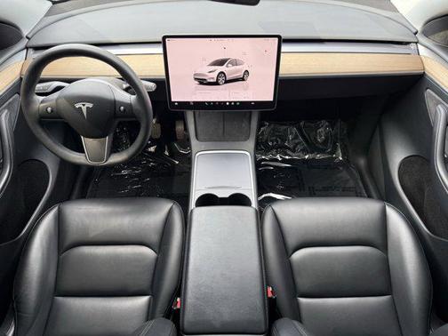 2022 Tesla Model Y Long Range Dual Motor All-Wheel Drive
