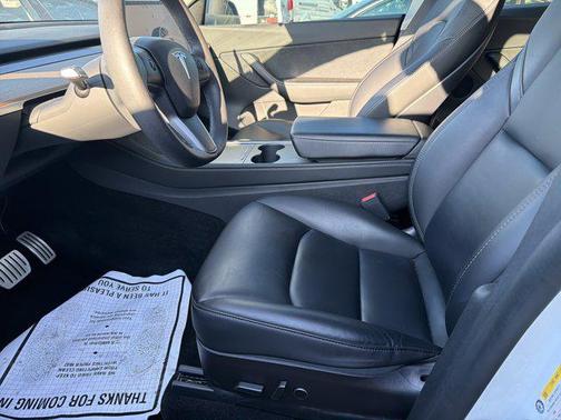 2022 Tesla Model Y Performance Dual Motor All-Wheel Drive