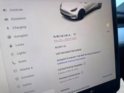 2022 Tesla Model Y Performance Dual Motor All-Wheel Drive