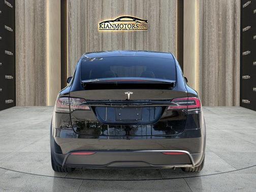 2023 Tesla Model X Standard Range