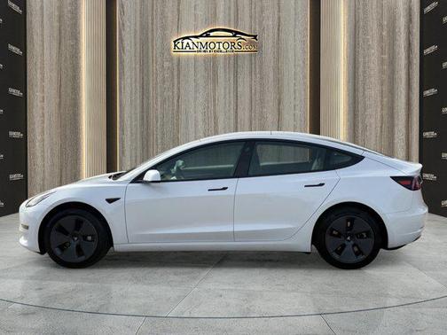 2023 Tesla Model 3 Standard Range