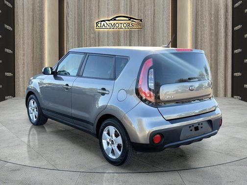 2017 Kia Soul Base