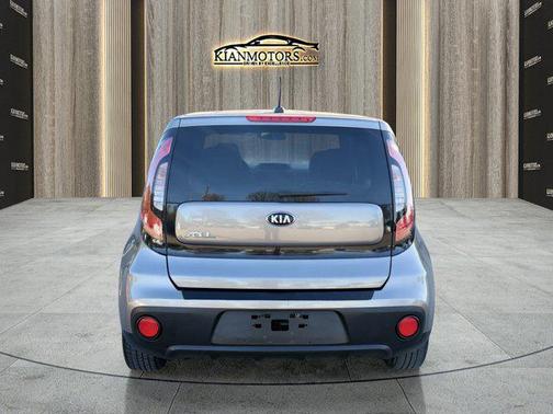2017 Kia Soul Base