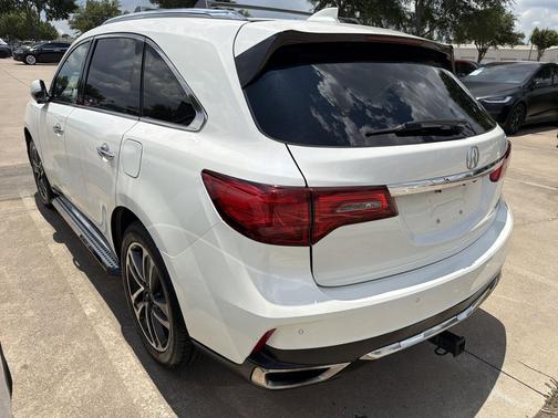 White Diamond Pearl 2017 Acura MDX 3.5L