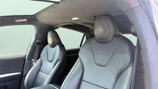 Pearl White Multi-Co 2022 Tesla Model X Dual Motor All-Wheel Drive