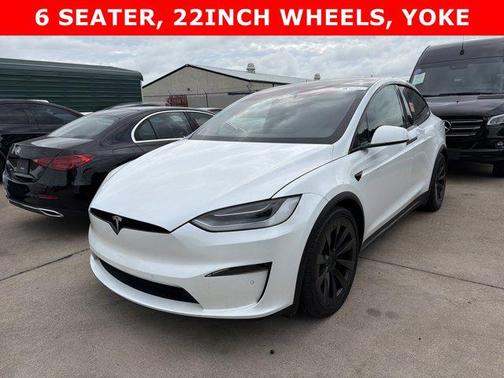 Pearl White Multi-Co 2022 Tesla Model X Dual Motor All-Wheel Drive