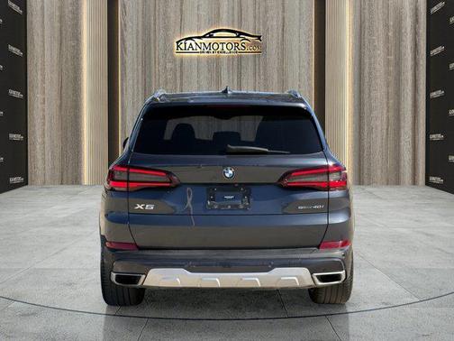 2022 BMW X5 sDrive40i