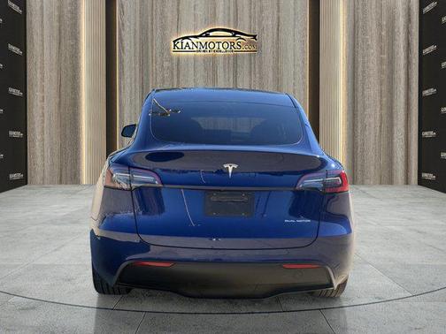 2023 Tesla Model Y Long Range Dual Motor All-Wheel Drive