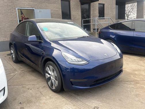 2023 Tesla Model Y Long Range Dual Motor All-Wheel Drive
