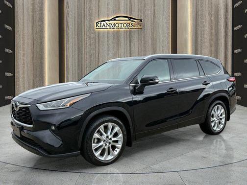2022 Toyota Highlander Limited