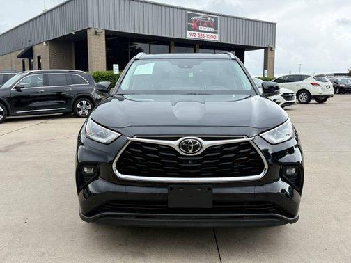 2022 Toyota Highlander Limited