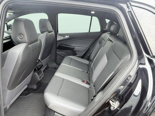 2023 Volkswagen ID.4 AWD Pro S Plus
