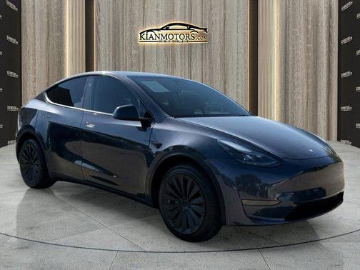 2024 Tesla Model Y Long Range Dual Motor All-Wheel Drive