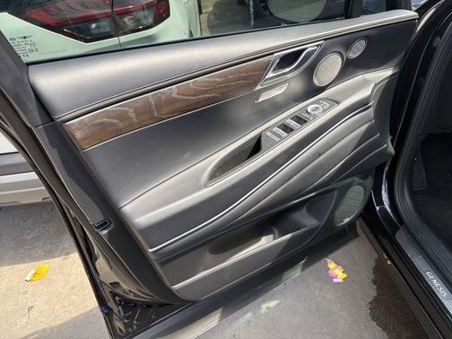 Vik Black 2024 Genesis GV80 3.5T