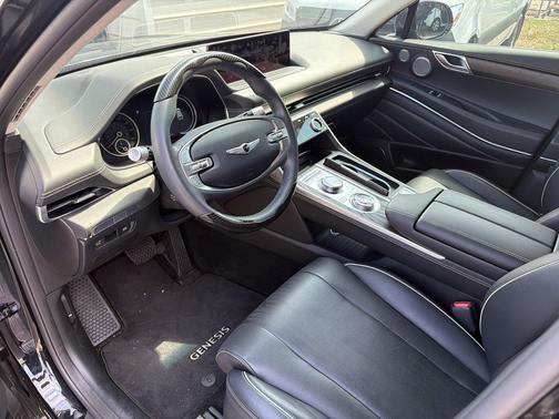 Vik Black 2024 Genesis GV80 3.5T