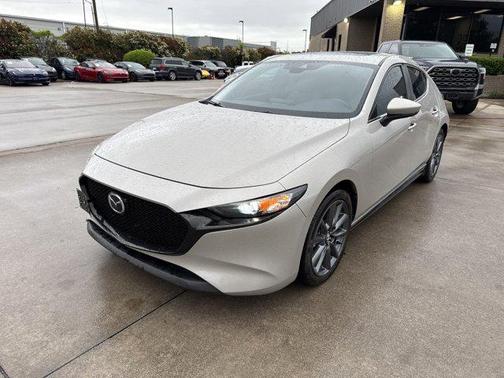 2022 Mazda Mazda3 FWD w/Preferred Package