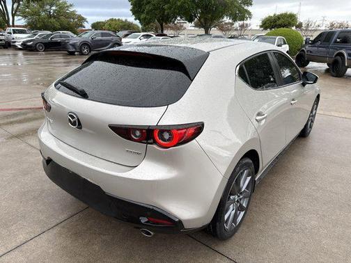 2022 Mazda Mazda3 FWD w/Preferred Package