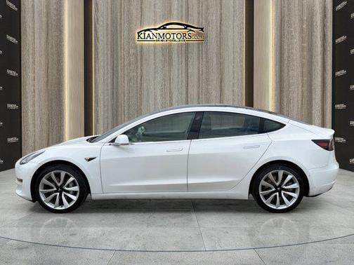 2018 Tesla Model 3 Mid Range