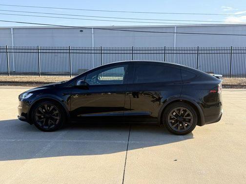 2024 Tesla Model X Long Range