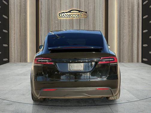 2024 Tesla Model X Long Range