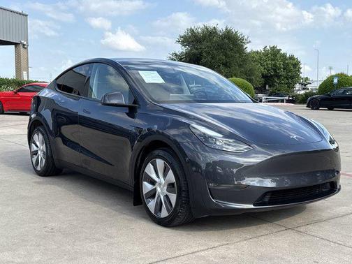 2024 Tesla Model Y Long Range Dual Motor All-Wheel Drive