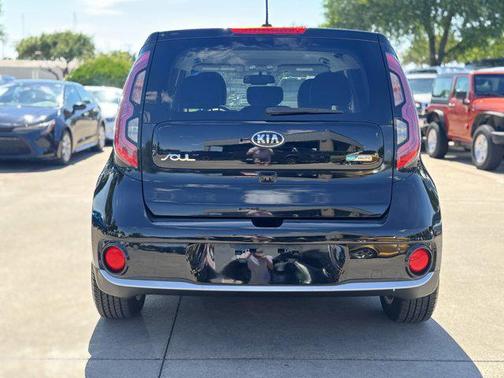 2019 Kia Soul +