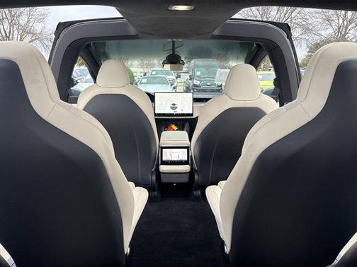 Midnight Silver Meta 2022 Tesla Model X Dual Motor All-Wheel Drive