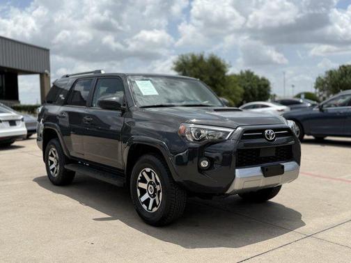 2024 Toyota 4Runner TRD Off Road