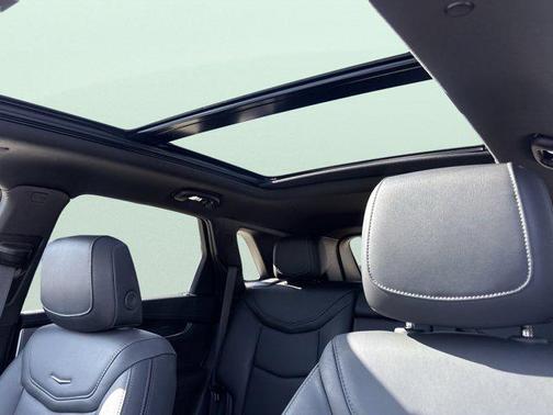 Crystal White Tricoa 2025 Cadillac XT5 Premium Luxury