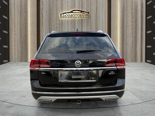 2018 Volkswagen Atlas 3.6L SEL Premium