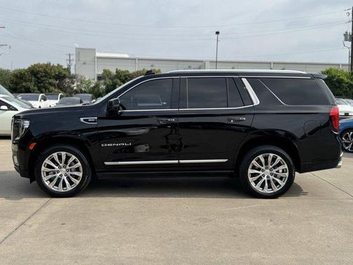 2022 GMC Yukon Denali