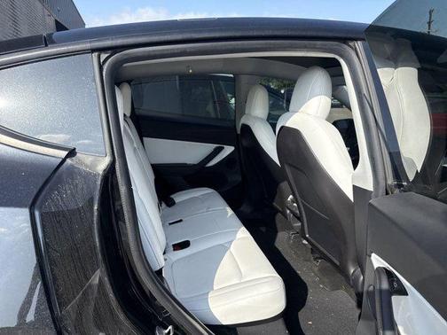2020 Tesla Model Y Performance Dual Motor All-Wheel Drive