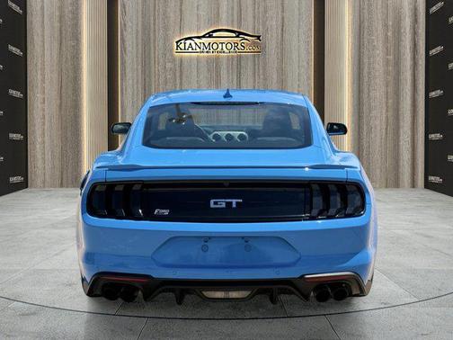 Grabber Blue Metalli 2022 Ford Mustang GT Premium