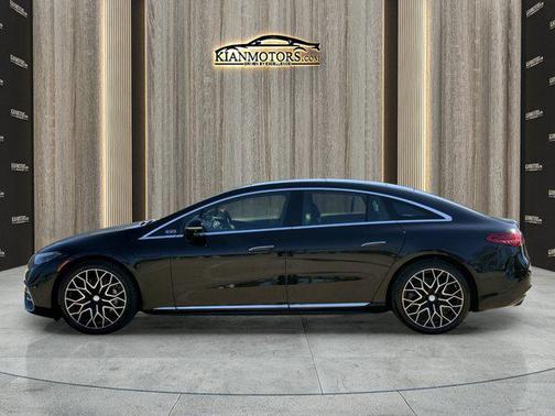 Obsidian Black Metal 2022 Mercedes-Benz EQS 580 4MATIC