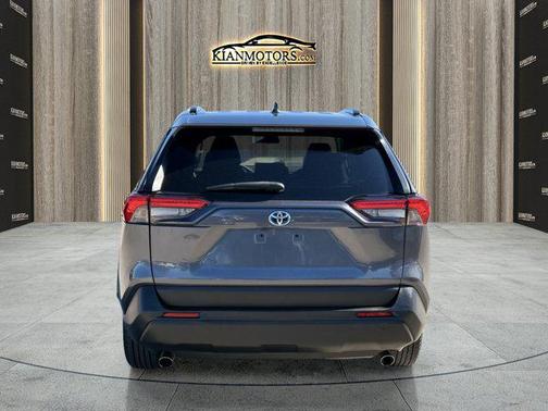 2021 Toyota RAV4 Hybrid LE