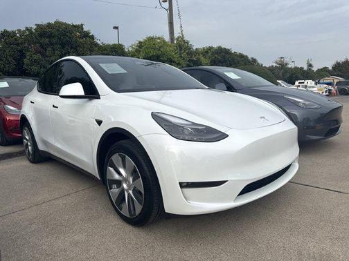 2023 Tesla Model Y Long Range Dual Motor All-Wheel Drive