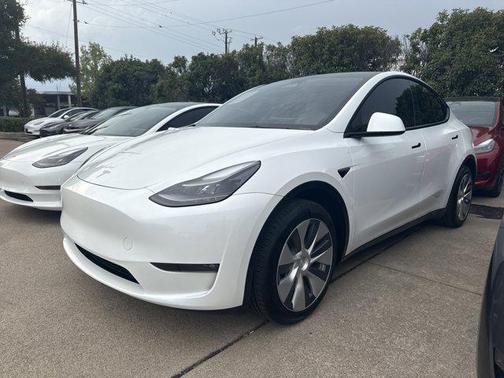 2023 Tesla Model Y Long Range Dual Motor All-Wheel Drive