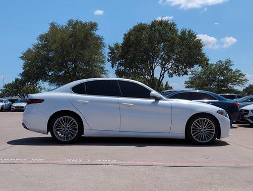 2017 Alfa Romeo Giulia Ti