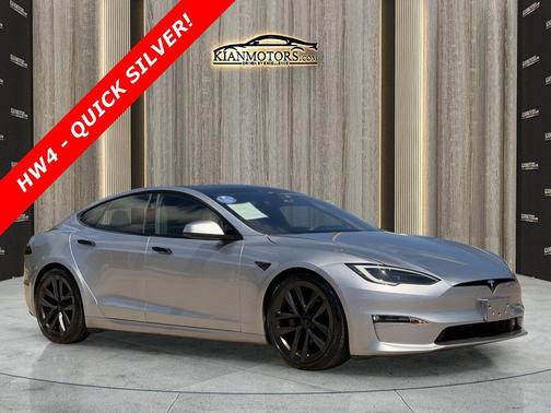 Lunar Silver 2024 Tesla Model S Long Range
