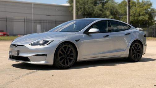 Lunar Silver 2024 Tesla Model S Long Range