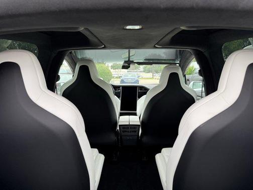 2019 Tesla Model X Long Range