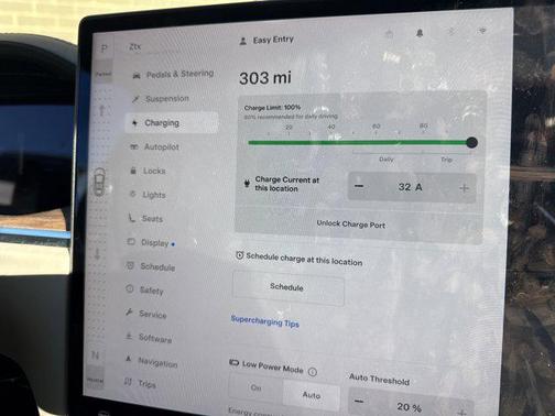 2022 Tesla Model X Dual Motor All-Wheel Drive