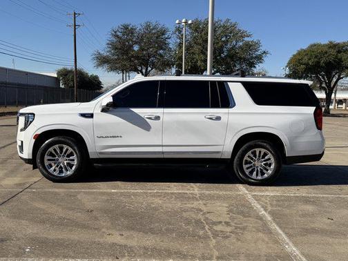 2022 GMC Yukon XL SLT