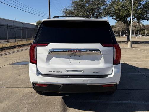 2022 GMC Yukon XL SLT