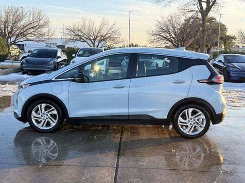 2022 Chevrolet Bolt EV FWD 1LT