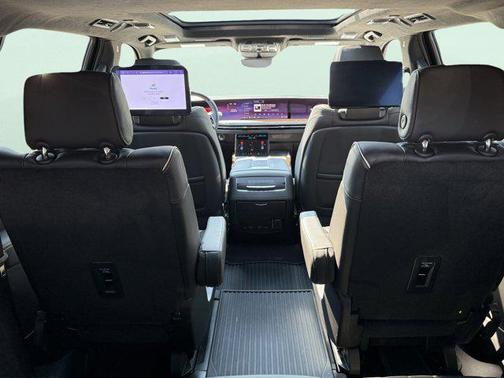 2025 Cadillac Escalade ESV Sport Platinum