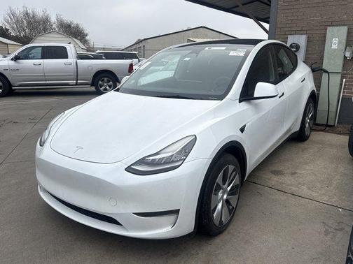 2023 Tesla Model Y Long Range Dual Motor All-Wheel Drive