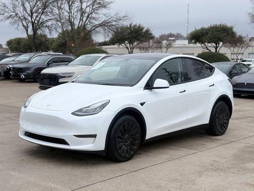 2023 Tesla Model Y Long Range Dual Motor All-Wheel Drive