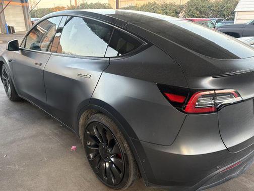 2022 Tesla Model Y Performance Dual Motor All-Wheel Drive