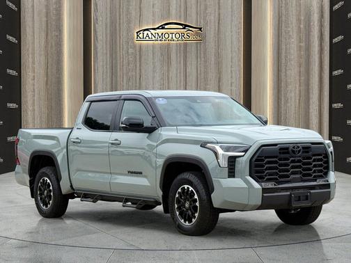 Lunar Rock 2024 Toyota Tundra Limited